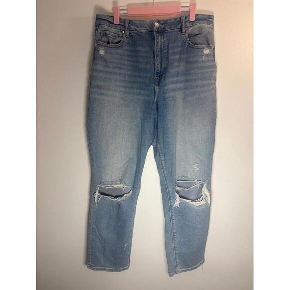 American Eagle Outfitters Denim - American Eagle Outfitters Light Blue Straight Leg Ripped Jeans